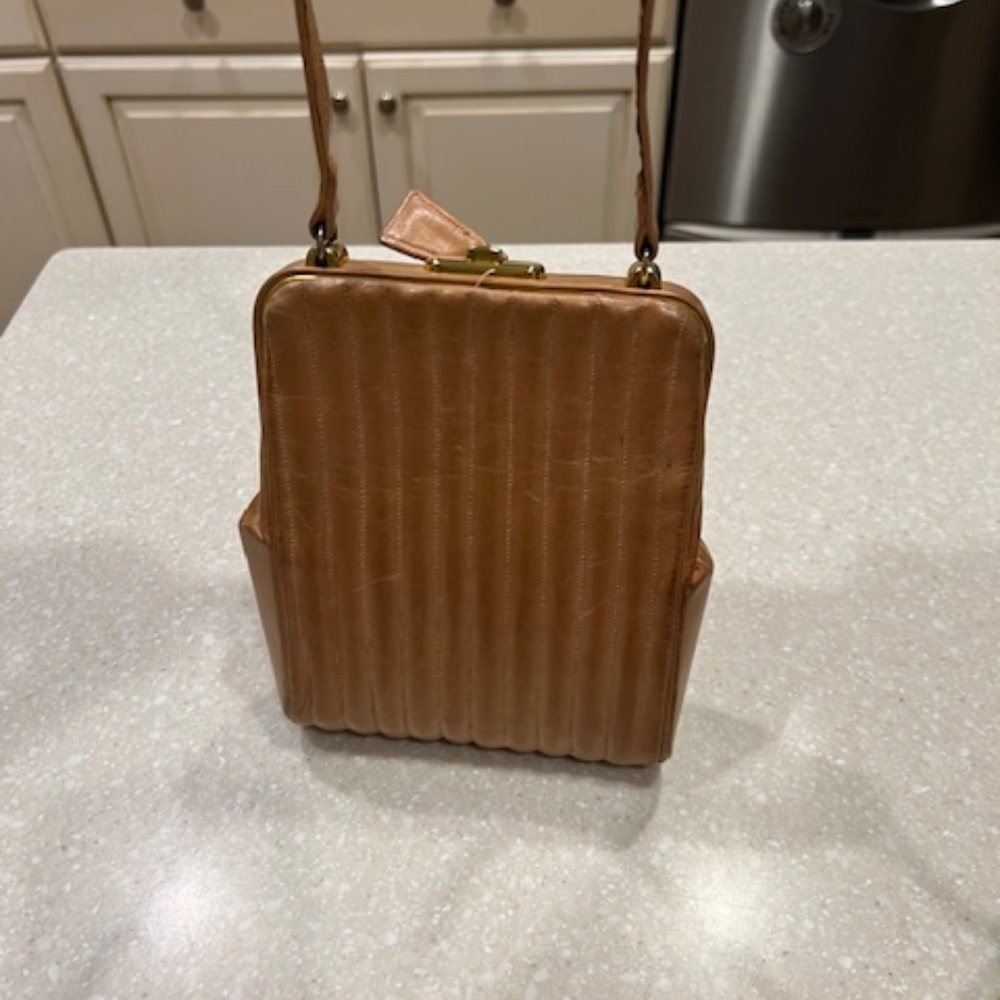 Vintage leather purse